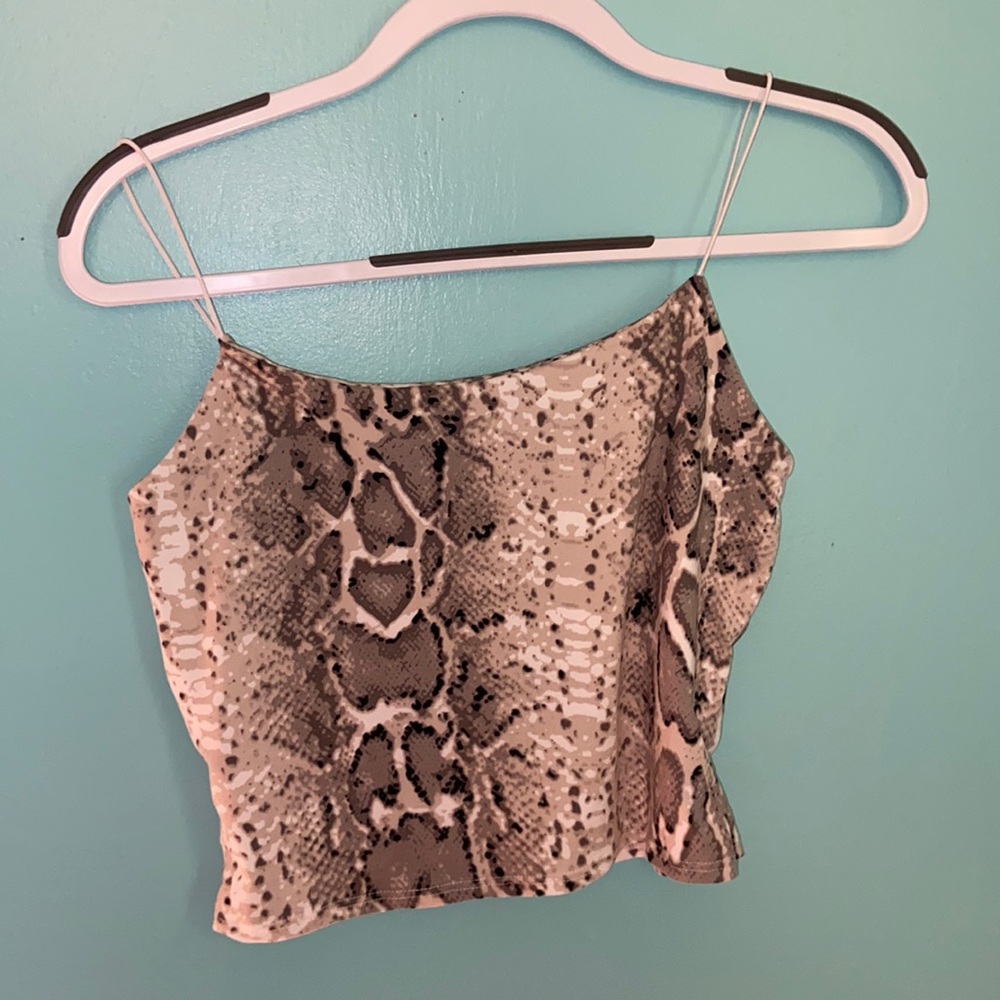 Gaze Snake Print Crop top